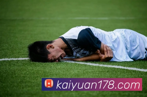 马克西表现出色15投9中轻松砍下22分3篮板8助攻2抢断1盖帽助球队获胜